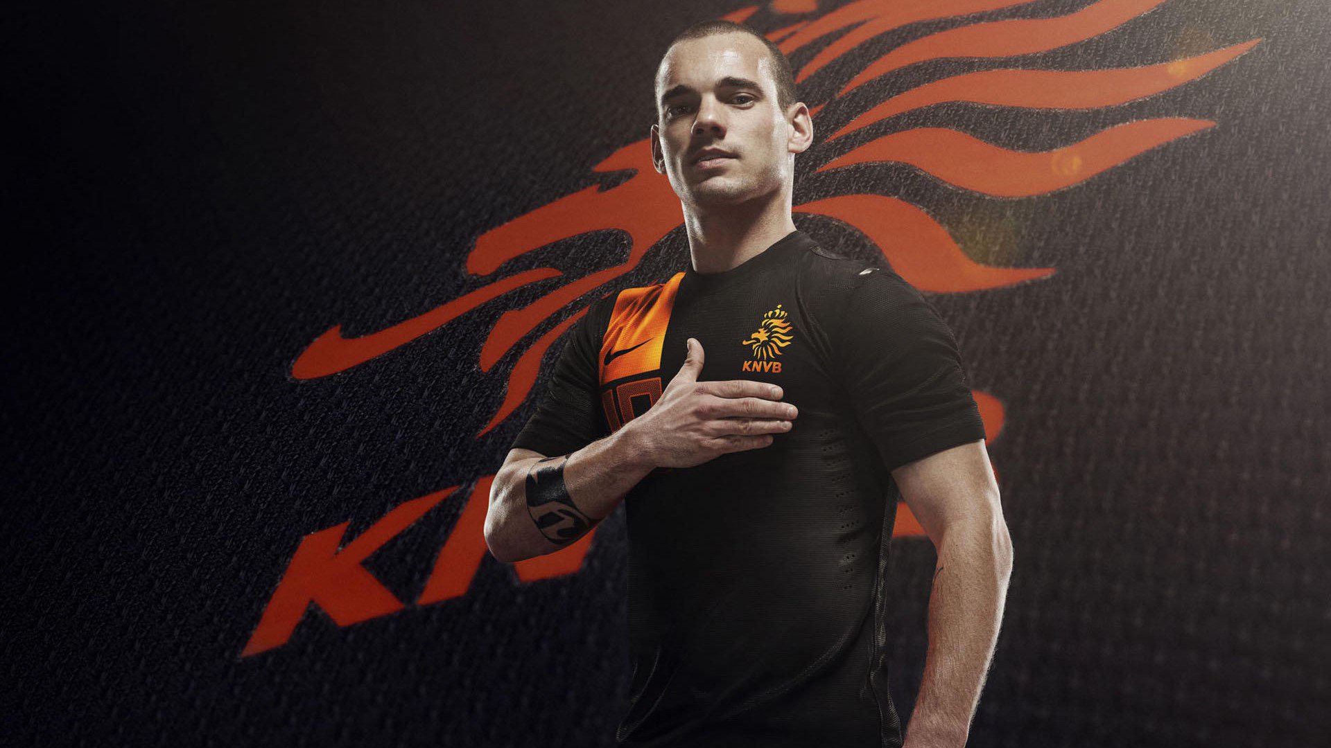 “华金·托比利亚的坚韧精神与防守技术,帮助美洲狮队巩固全球地位”