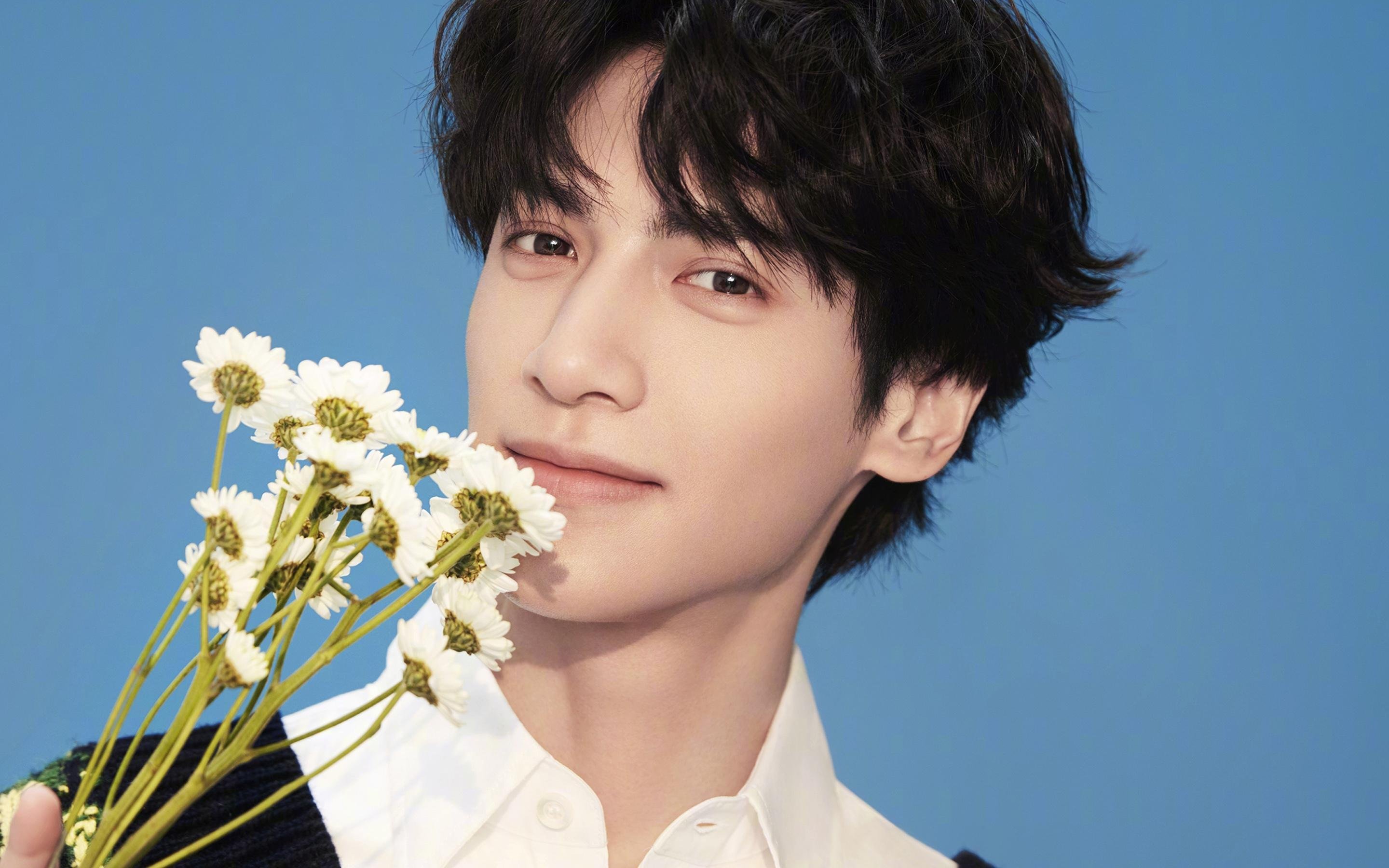 开云体育下载-威少突破连造犯规赢得掌声，威少突破集锦